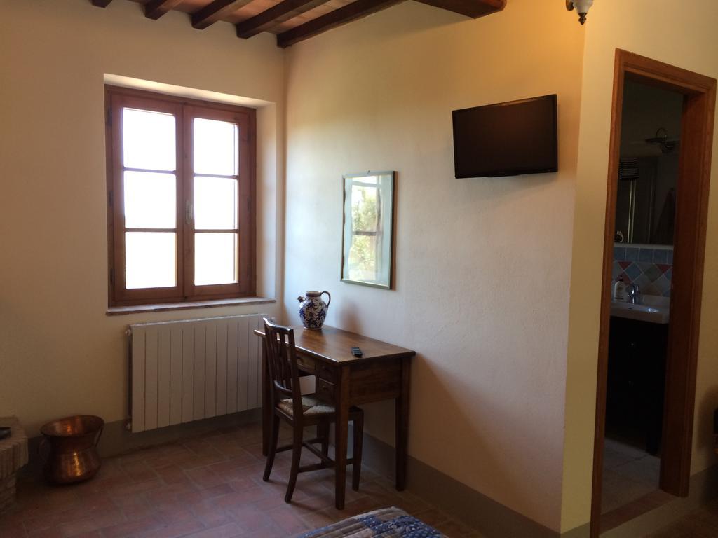La Locanda Del Barbagianni Santa Luce Habitación foto